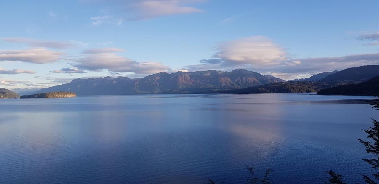 Citizen Kane Lodge - Hospedaje Gourmet San Carlos de Bariloche Eksteriør bilde