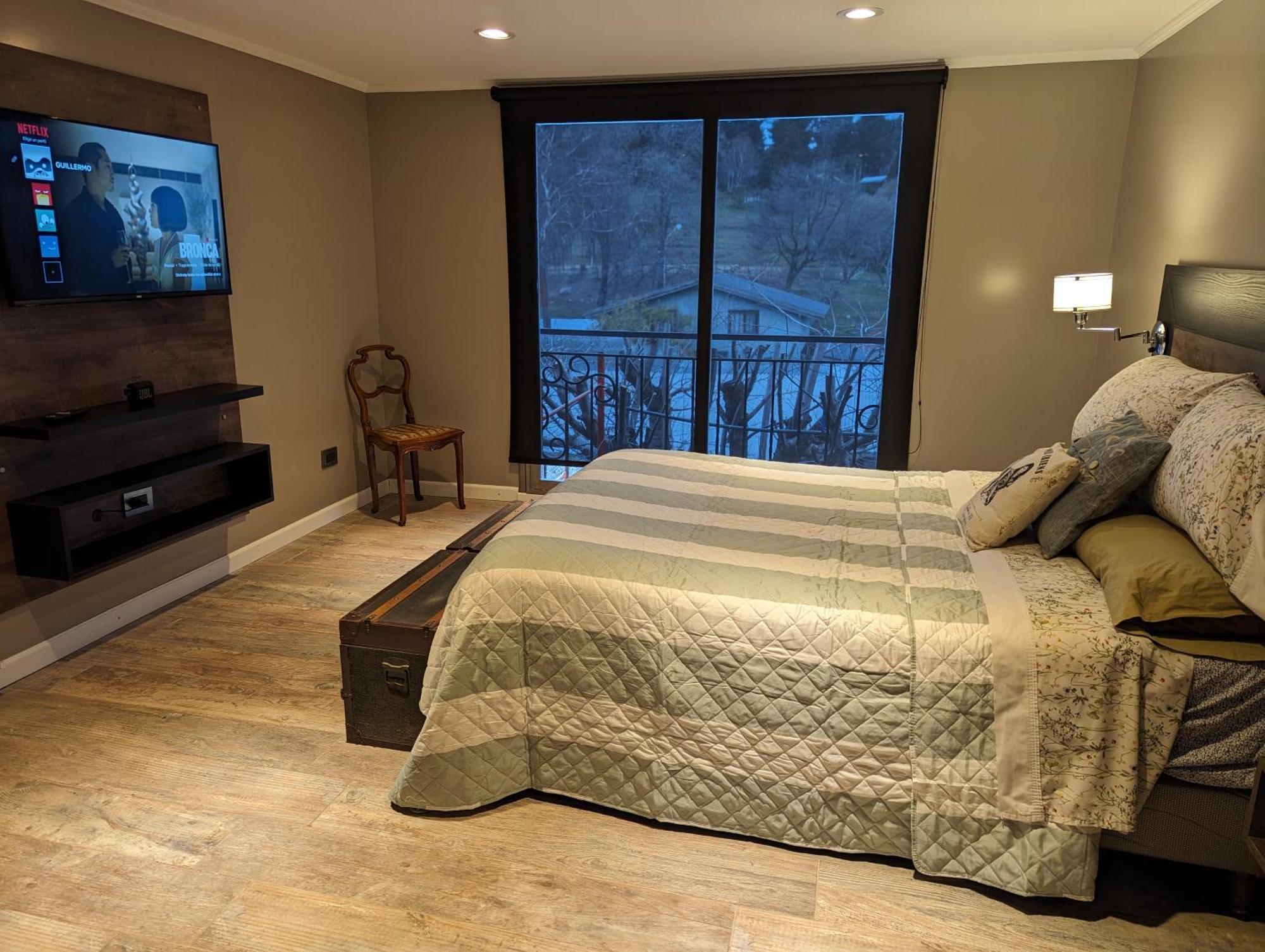 Citizen Kane Lodge - Hospedaje Gourmet San Carlos de Bariloche Eksteriør bilde