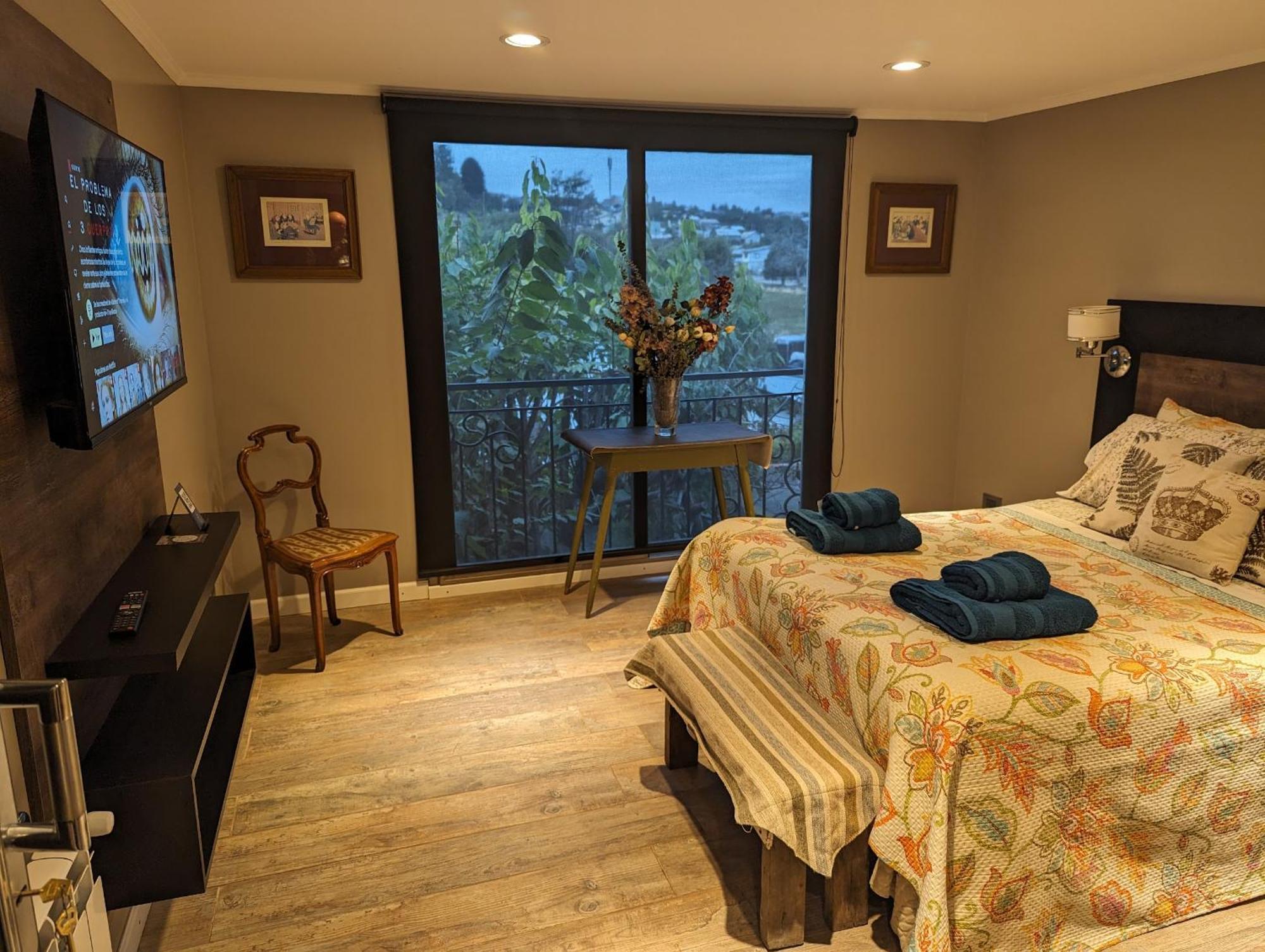 Citizen Kane Lodge - Hospedaje Gourmet San Carlos de Bariloche Eksteriør bilde